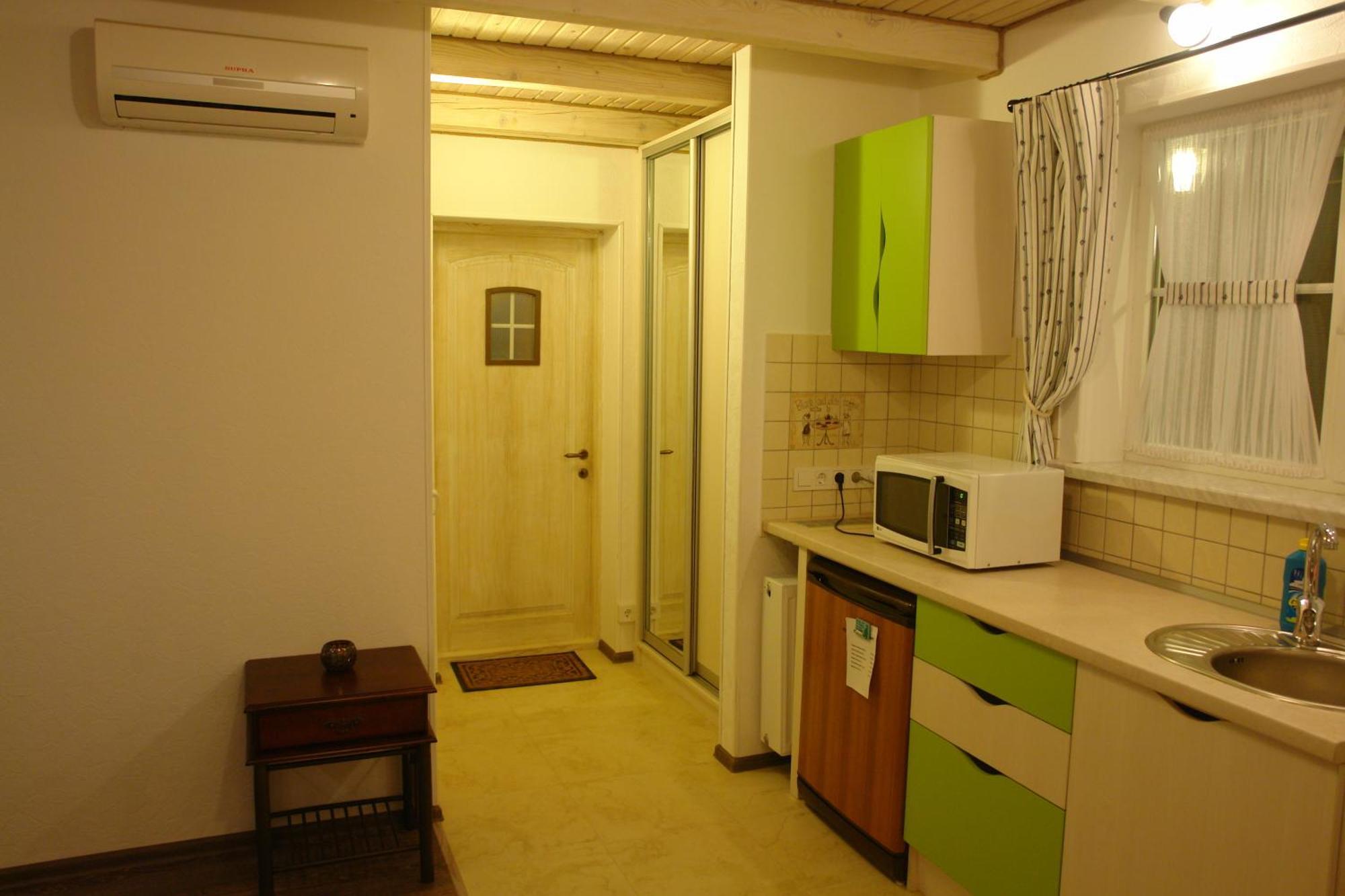 Hotel Sicilia Chornomorsk Exterior foto