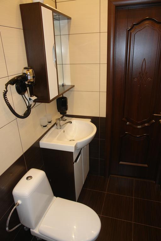 Hotel Sicilia Chornomorsk Exterior foto