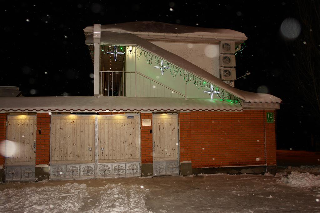 Hotel Sicilia Chornomorsk Exterior foto